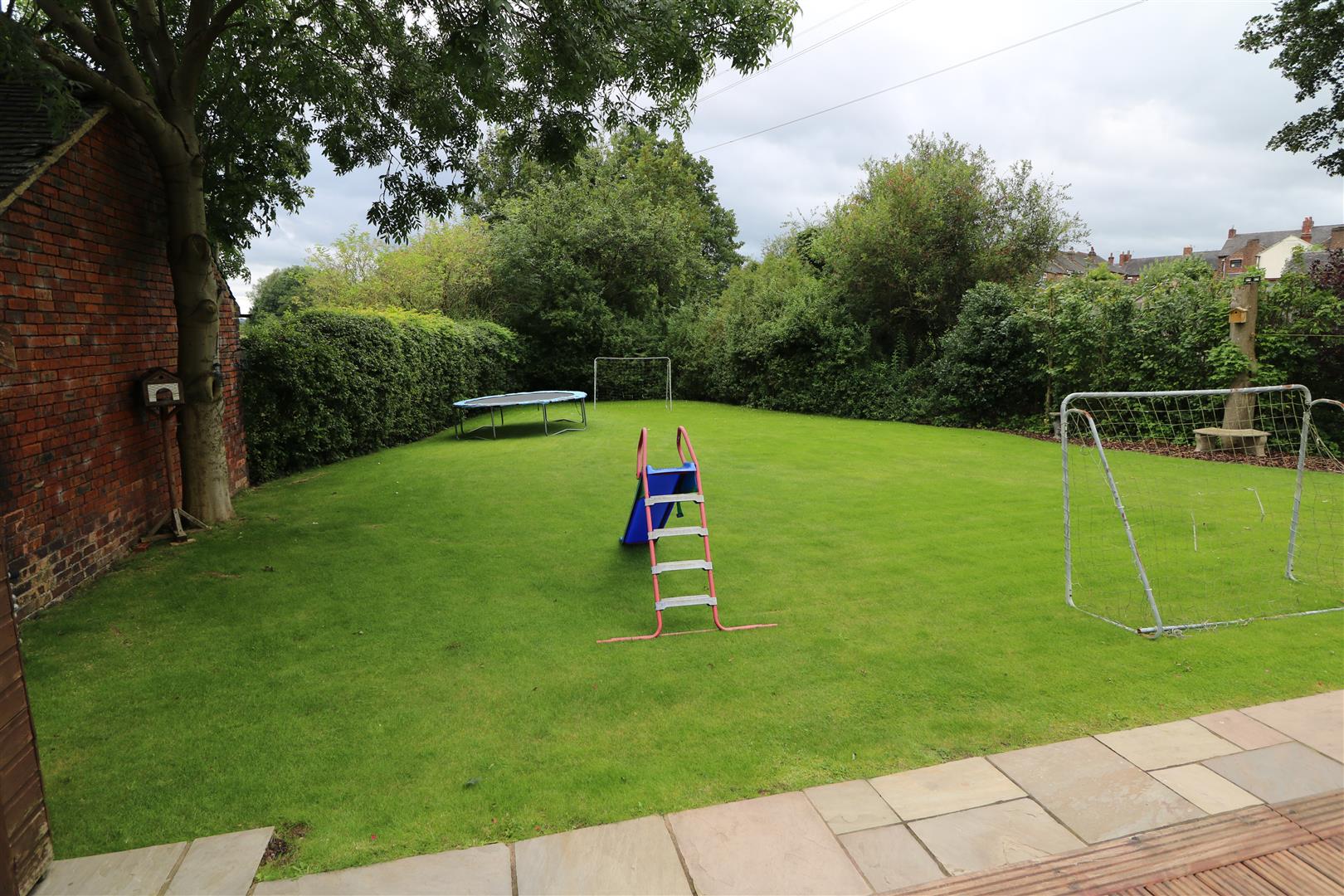 4 bed property in Millrise Road, Stoke-On-Trent